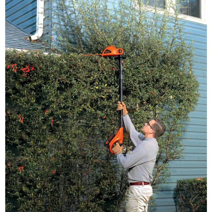 BLACK+DECKER 18-palčne akumulatorske škarje za živo mejo z največ 20 V 8B2Z397 na prostem - Image 1