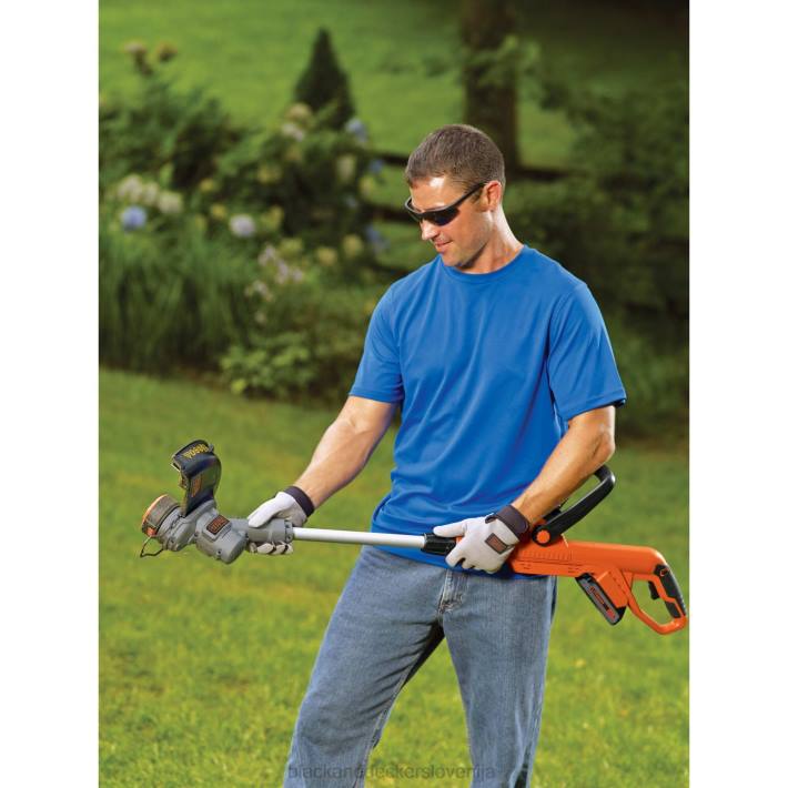 BLACK+DECKER 20v max litij trimer z nitko 12in 8B2Z483 na prostem - Image 6