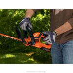 BLACK+DECKER 22-palčne akumulatorske škarje za živo mejo z največ 20 V 8B2Z505 na prostem - Image 6