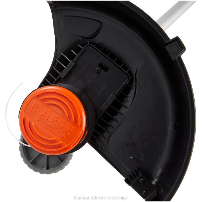 BLACK+DECKER 2-stopenjski 12-palčni brezžični prirezovalnik z vrvico največ 20 V 8B2Z484 na prostem - Image 10