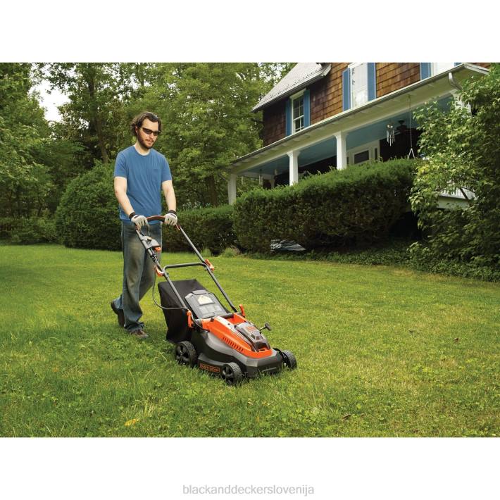 BLACK+DECKER 40v max akumulatorska kosilnica z baterijo in polnilcem priložena 8B2Z419 na prostem - Image 4