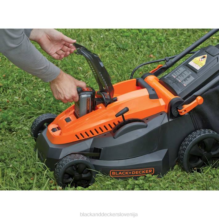 BLACK+DECKER 40v max akumulatorska kosilnica z baterijo in polnilcem priložena 8B2Z419 na prostem - Image 6