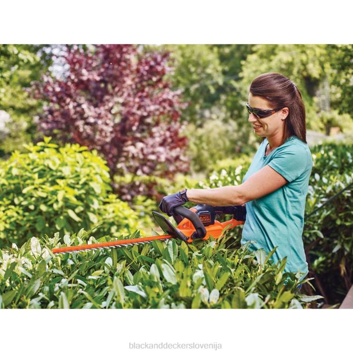 BLACK+DECKER 40v max litijeve 24-palčne električne škarje za živo mejo 8B2Z512 na prostem - Image 3