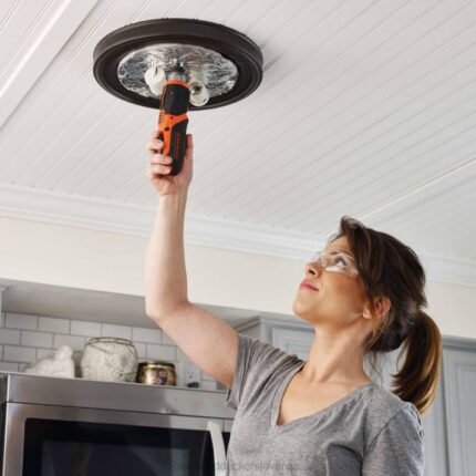 BLACK+DECKER Akumulatorski vijačnik 4v max s kompletom za obešanje slik 8B2Z564 orodja