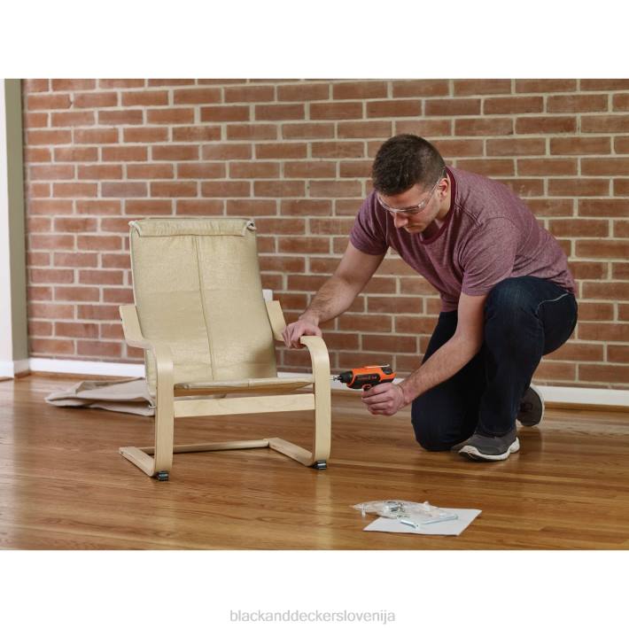 BLACK+DECKER Akumulatorski vijačnik 4v max s prostorom za nastavke 8B2Z560 orodja - Image 1