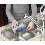 BLACK+DECKER dustbuster ročni vakuumski brezžični črnilo modra 8B2Z44 čiščenje - Image 4