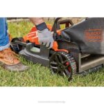 BLACK+DECKER električna vrtna kosilnica 10-amp 15-palčna na kabel 8B2Z427 na prostem - Image 4