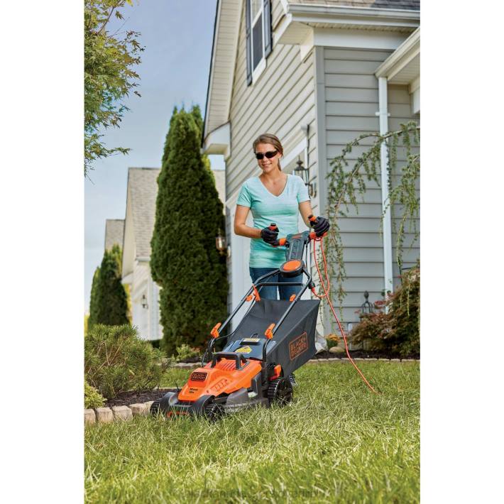 BLACK+DECKER električna vrtna kosilnica 10-amp 15-palčna na kabel 8B2Z427 na prostem - Image 6