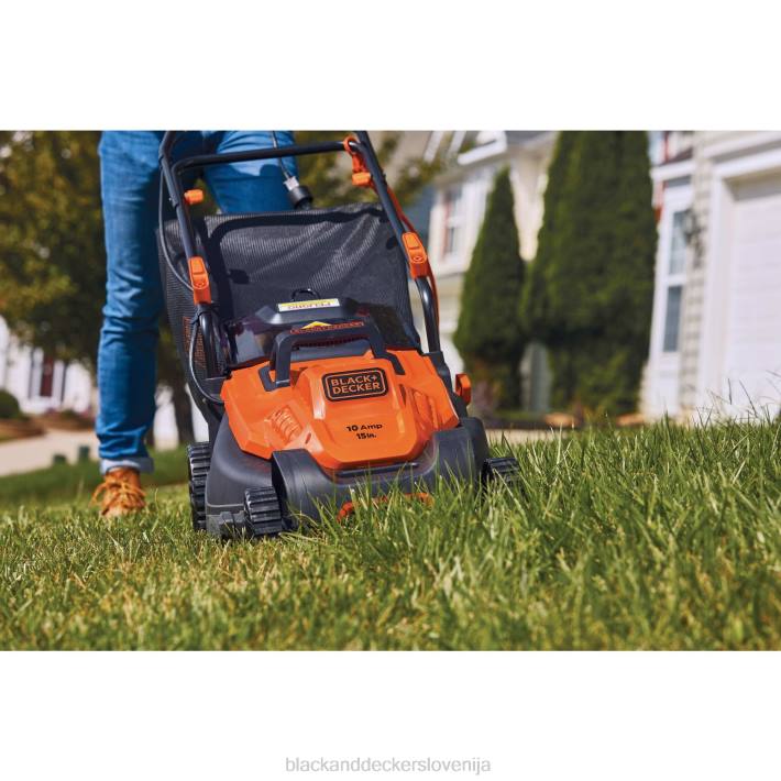 BLACK+DECKER električna vrtna kosilnica 10-amp 15-palčna na kabel 8B2Z427 na prostem - Image 1