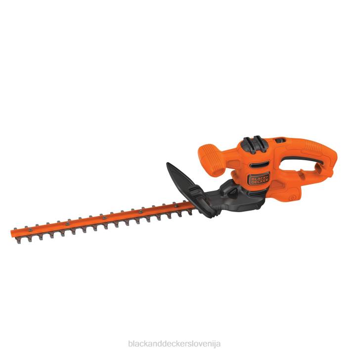 BLACK+DECKER električne škarje za živo mejo 17 in. 8B2Z501 na prostem - Image 2