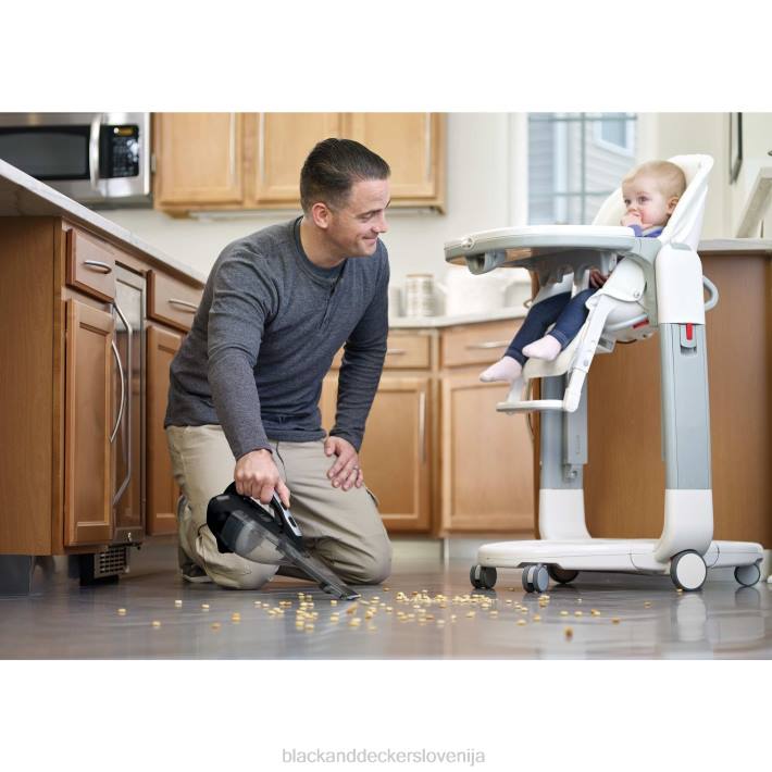 blackdecker_litij_ionski_brezzicni_rocni_sesalnik_dustbuster_8b2z28_ciscenje.jpg BLACK+DECKER litij-ionski brezžični ročni sesalnik dustbuster 8B2Z28 čiščenje - Image 1