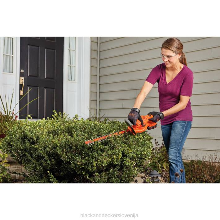 BLACK+DECKER Priložena baterija in polnilec za akumulatorske škarje za živo mejo največ 20 V 8B2Z502 na prostem - Image 6