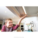 BLACK+DECKER 3-palični LED komplet za osvetlitev pod omaro toplo bela 9" 8B2Z710 orodja - Image 4