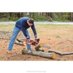BLACK+DECKER verižna žaga na kabel 15a 18in 8B2Z394 na prostem - Image 3